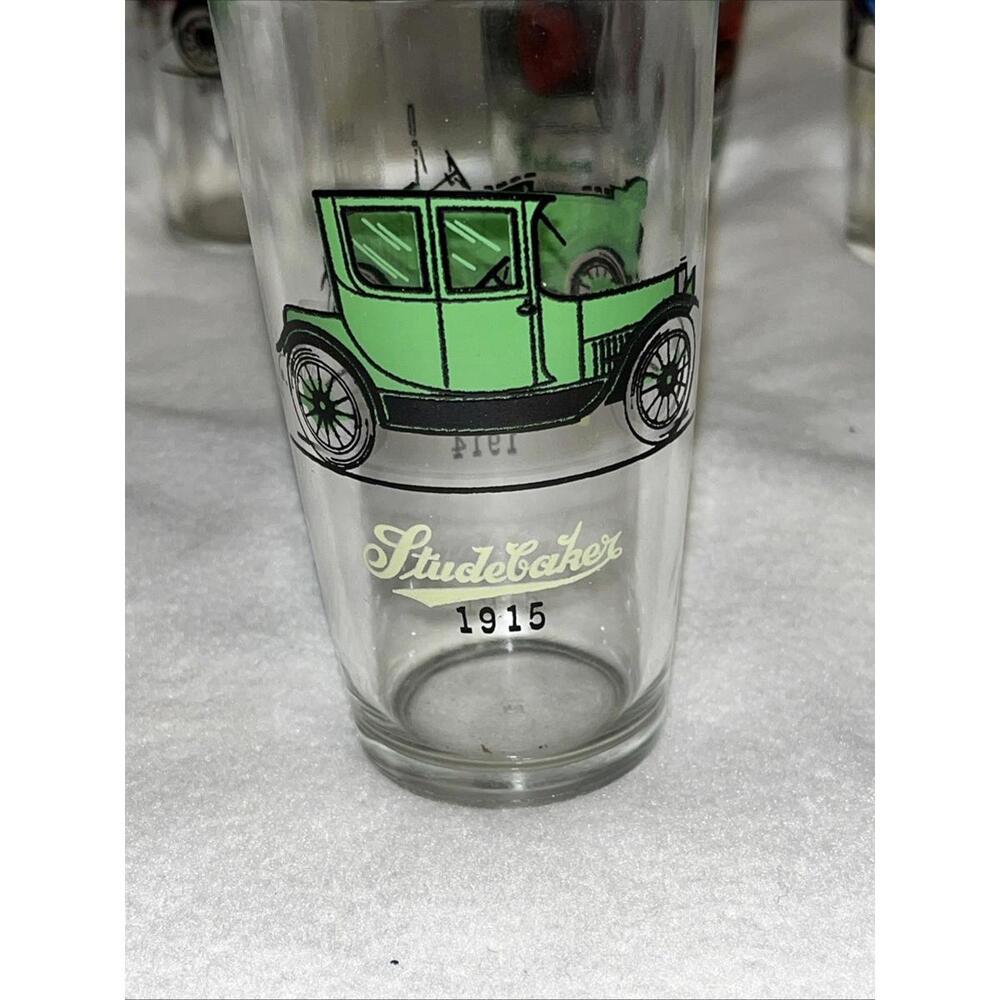 VTG Hazel Atlas Glass Cocktail Shaker & Lid And 4 Glasses Classic Car Designs - Picture 5 of 14